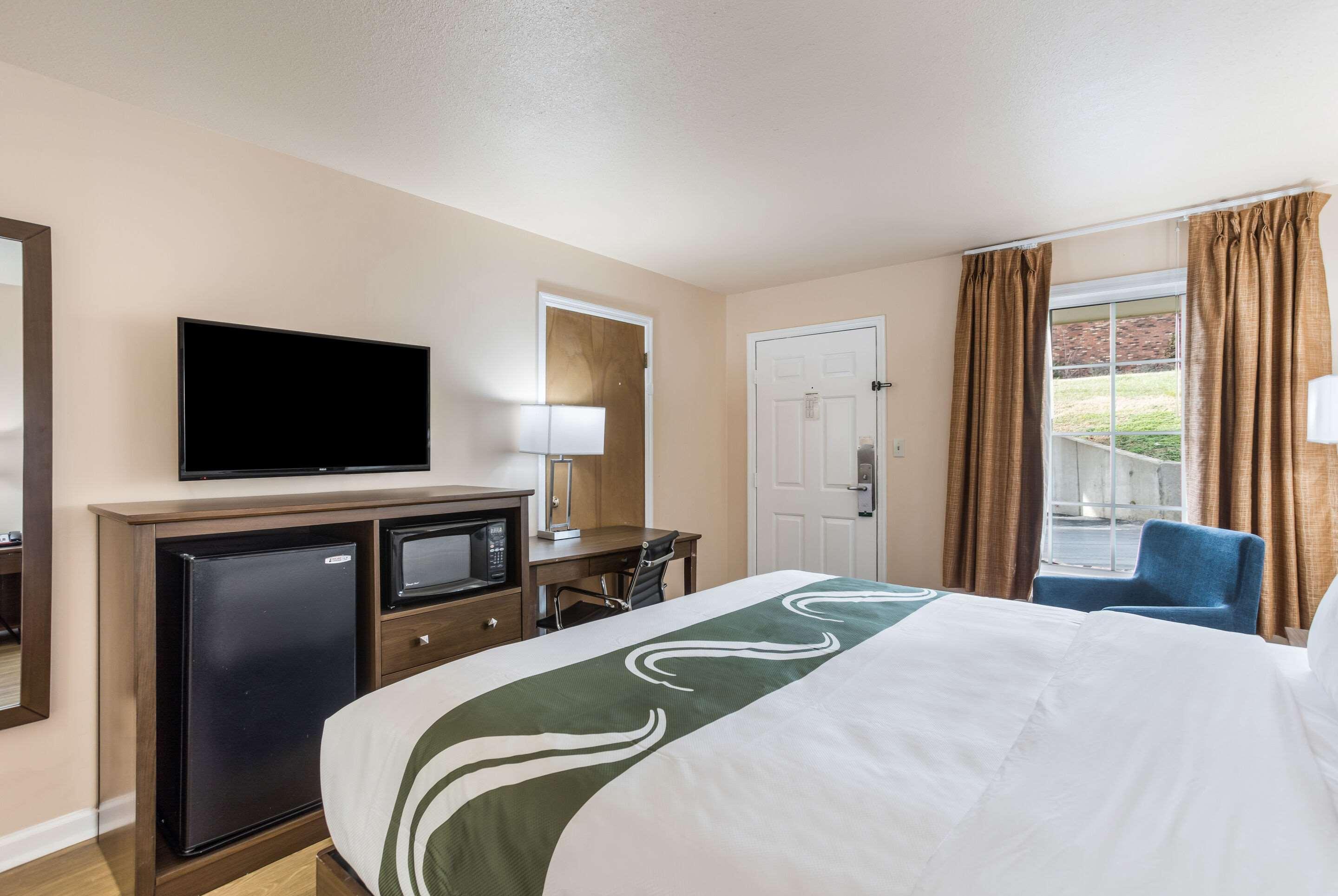 Quality Inn Pulaski Exterior photo