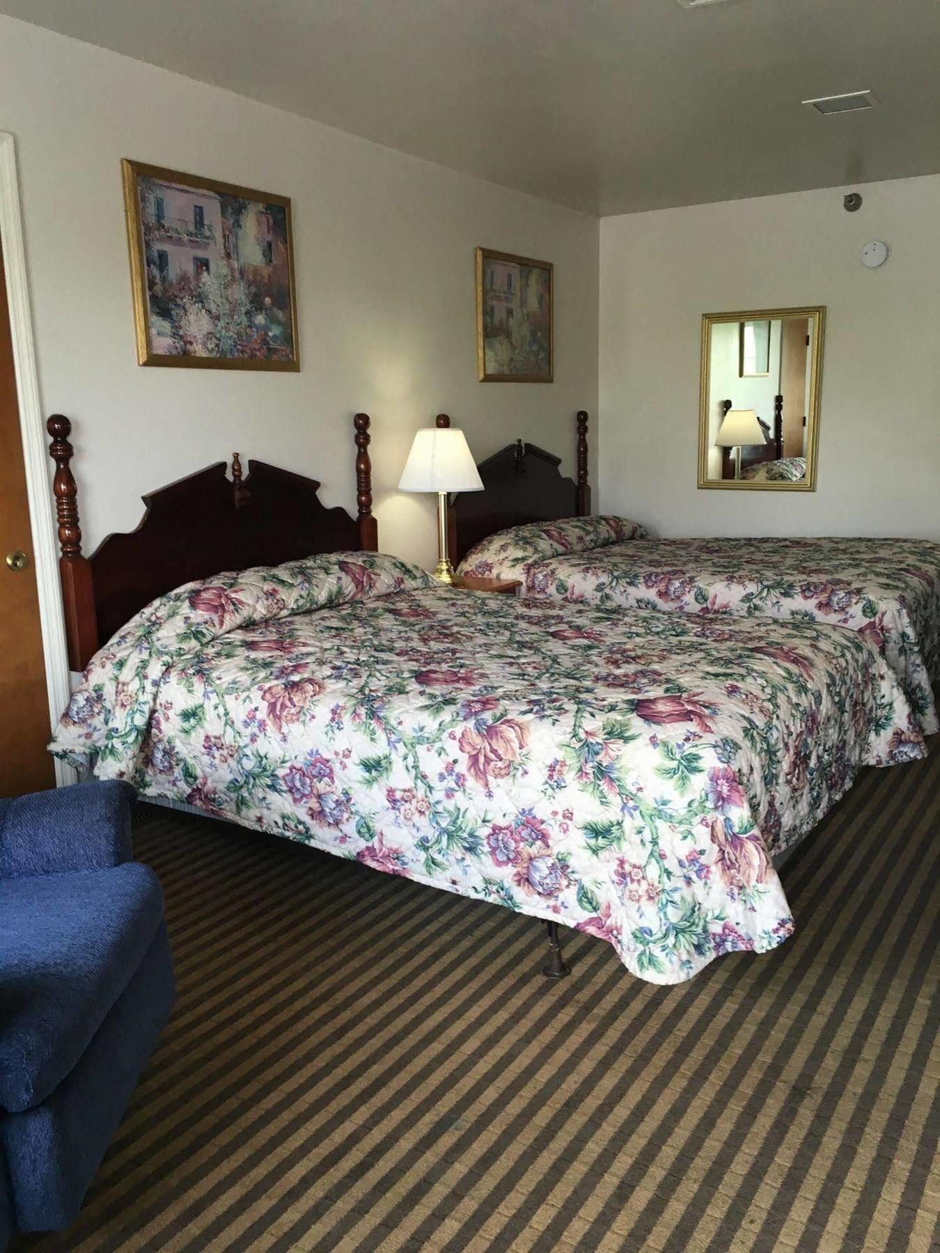 Quality Inn Pulaski Exterior photo